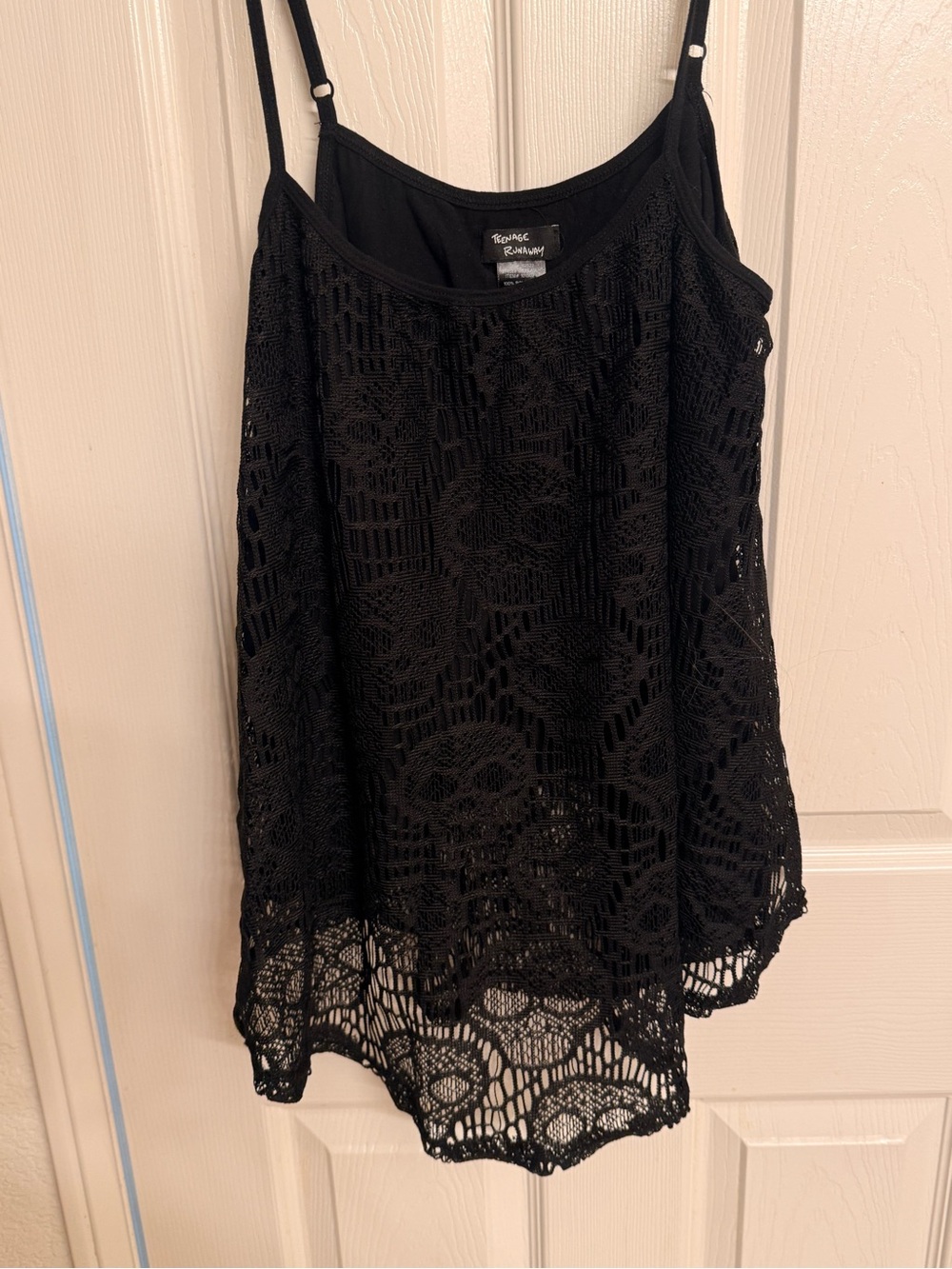 Sexy midriff cami with a Sexier Lace Flowy second layer.  Adj spaghitti strapes